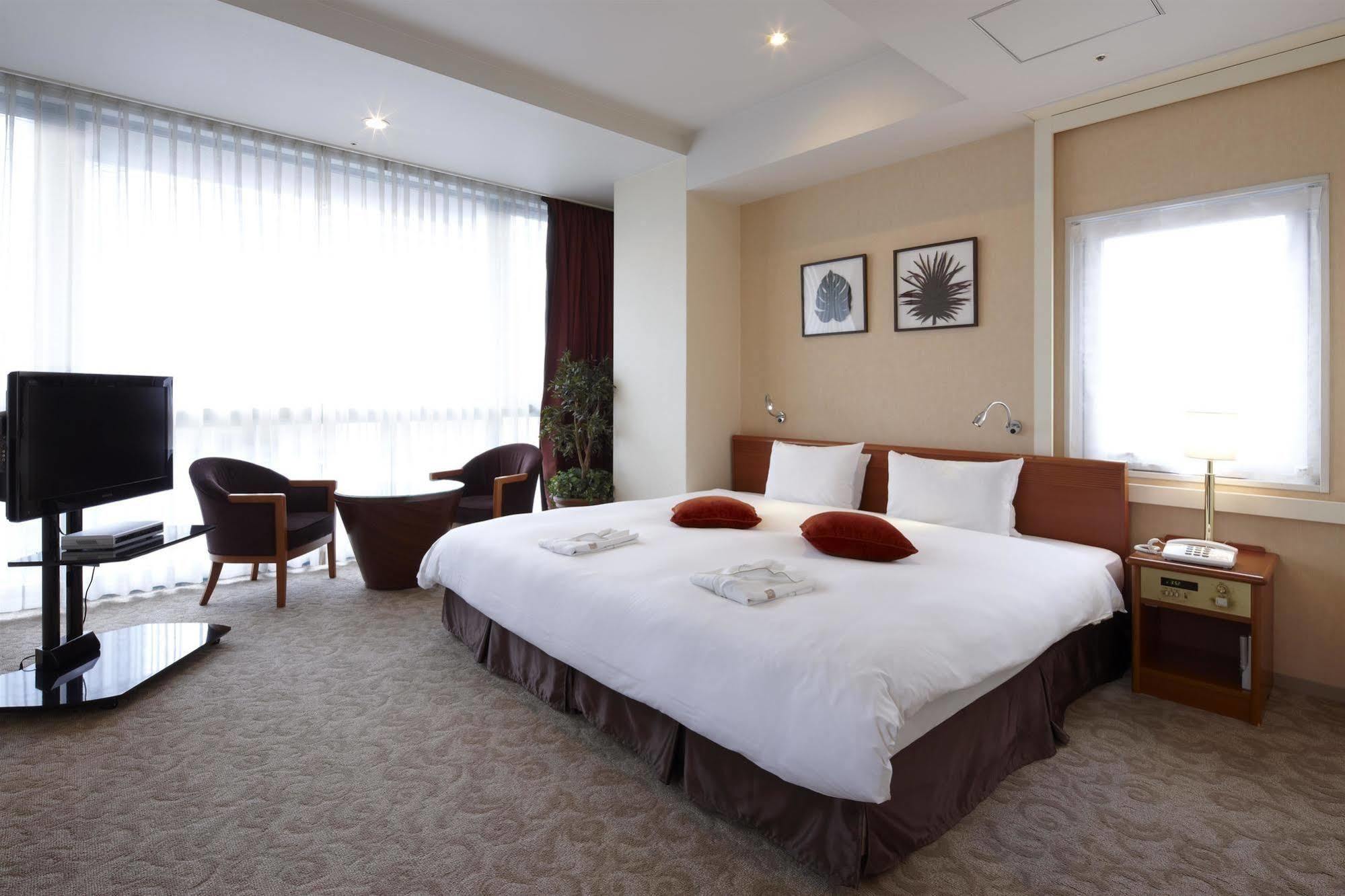Hotel Comfort Roppongi 3*